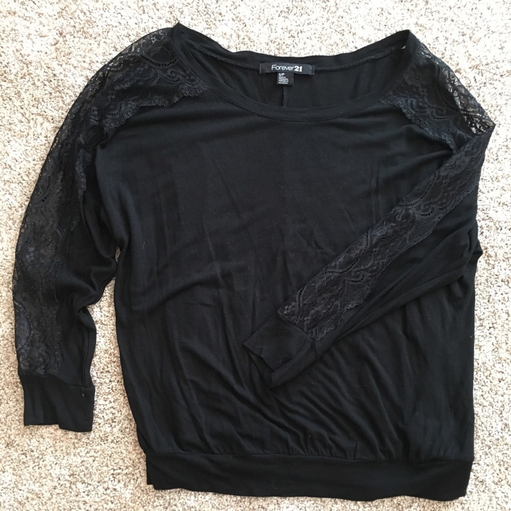 Lace sleeve shirt